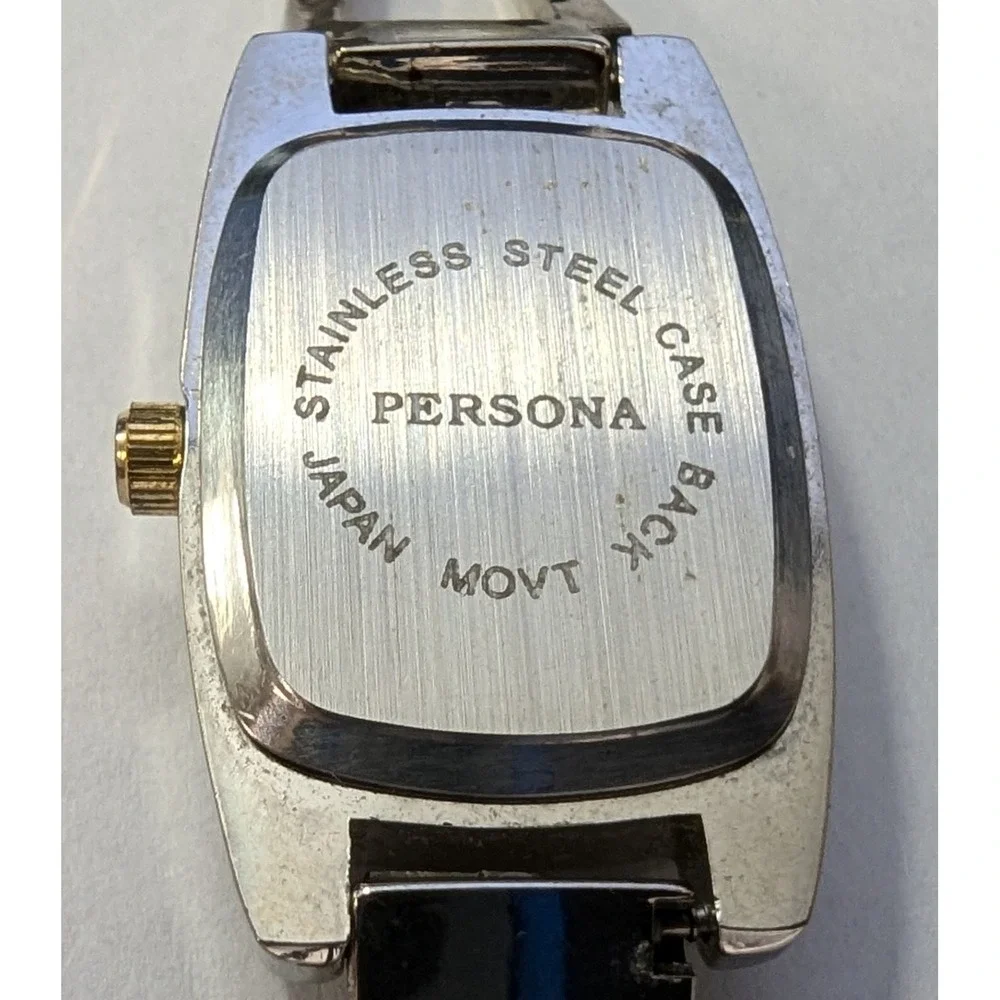 Persona quartz wristwatch